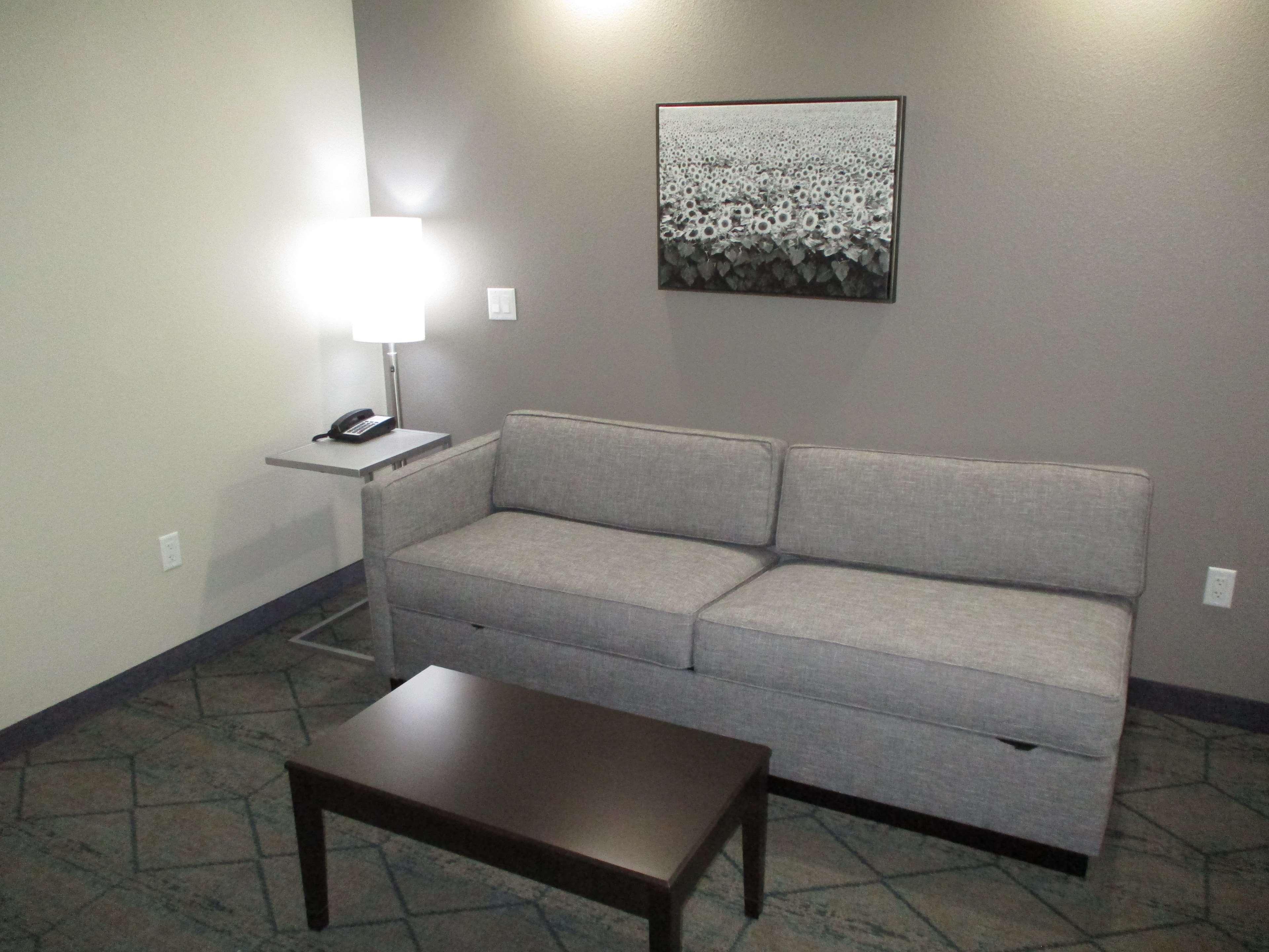 Best Western Plus Mcpherson Εξωτερικό φωτογραφία